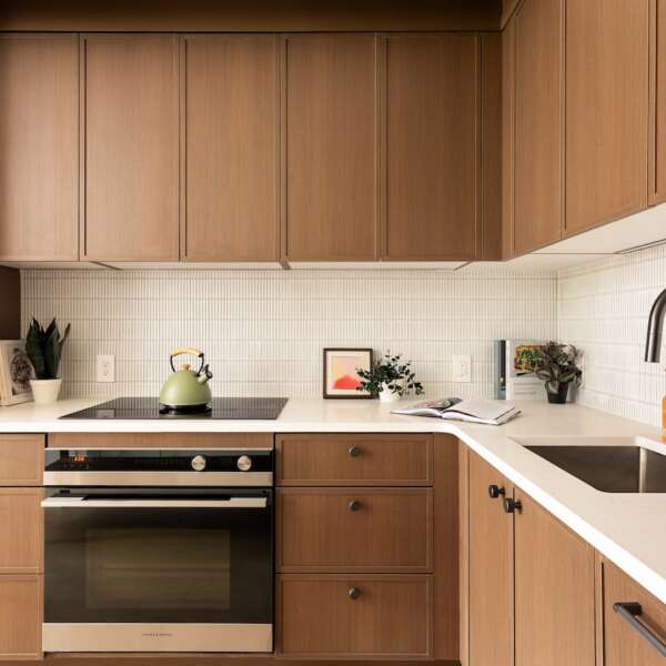 194_Bainbridge_St_308_04