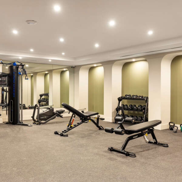 194_Bainbridge_St_Amenities_06